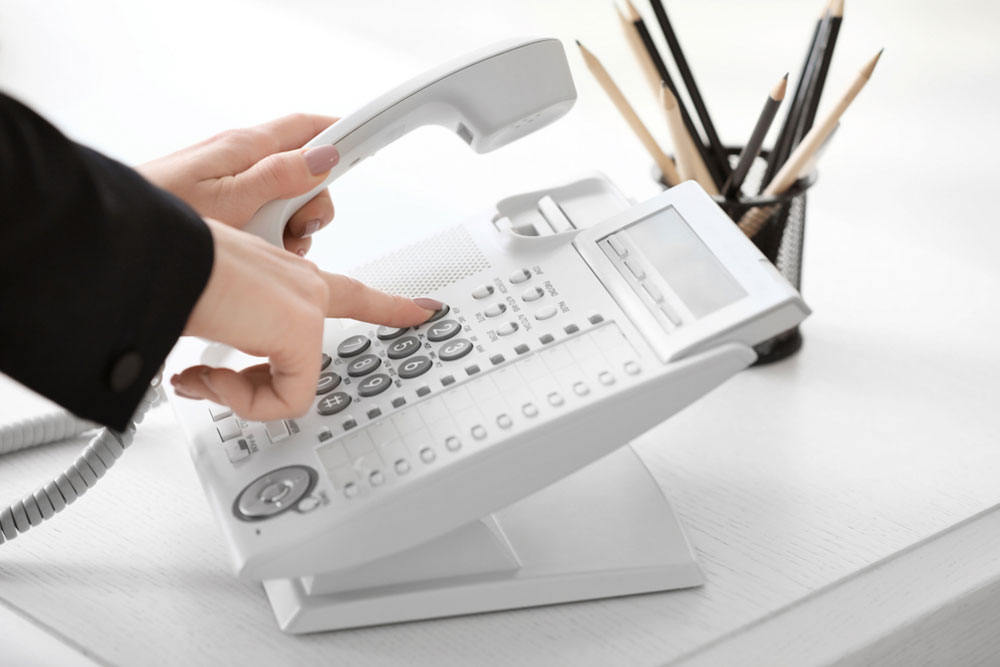 Here’s why you should own a home landline phone